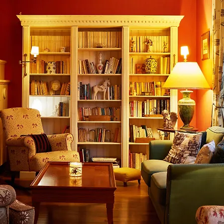 Les Pres D'ondine Hotel