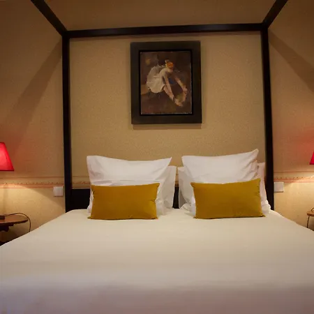 Hotel Les Pres D'ondine 3*