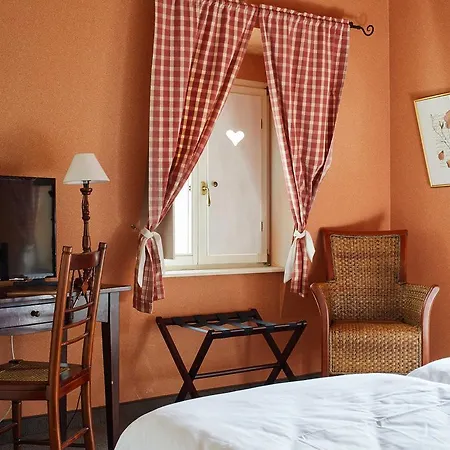 Hotel Les Pres D'ondine 3*