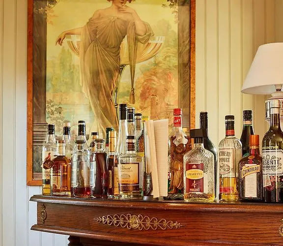 Hotel Les Pres D'ondine 3*